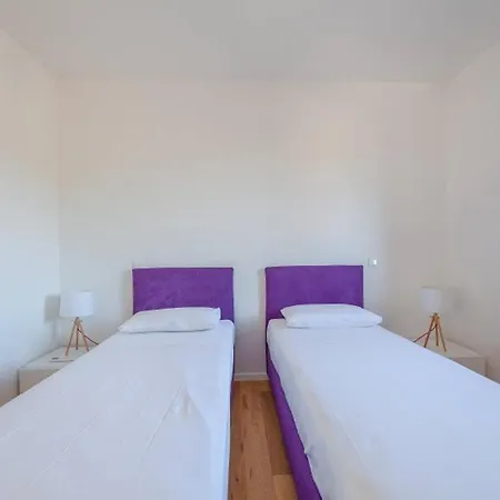 Villa de 4 chambres avec piscine privee jardin et wifi a Porto Vecchio a 6 km de la plage Villa